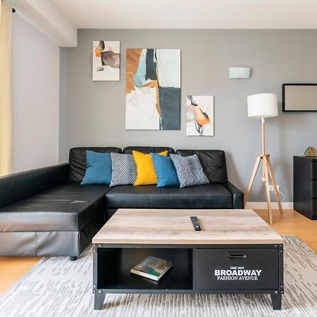 Bright & Spacious 2 Bed Flat 2 Bath W Garage In Lagos Marina Екстер'єр фото