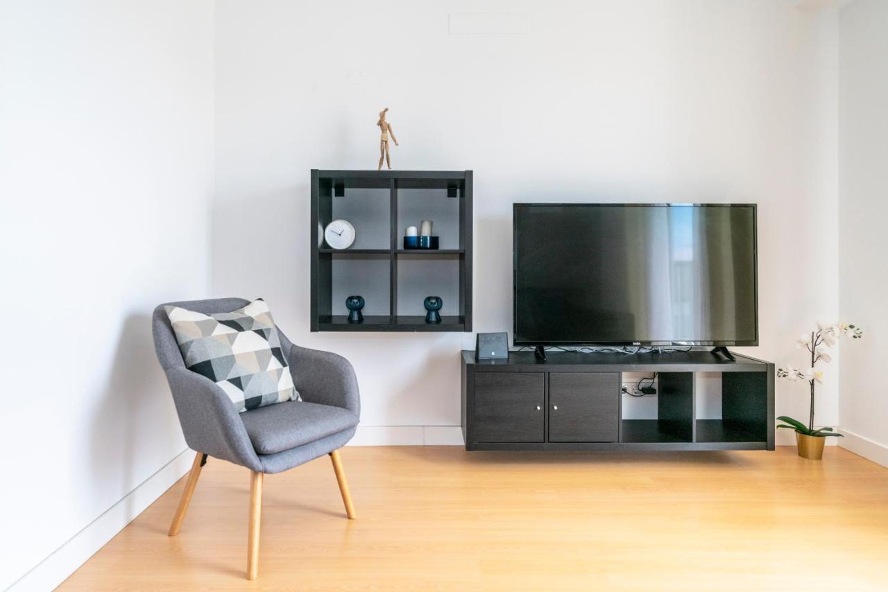 Bright & Spacious 2 Bed Flat 2 Bath W Garage In Lagos Marina Екстер'єр фото
