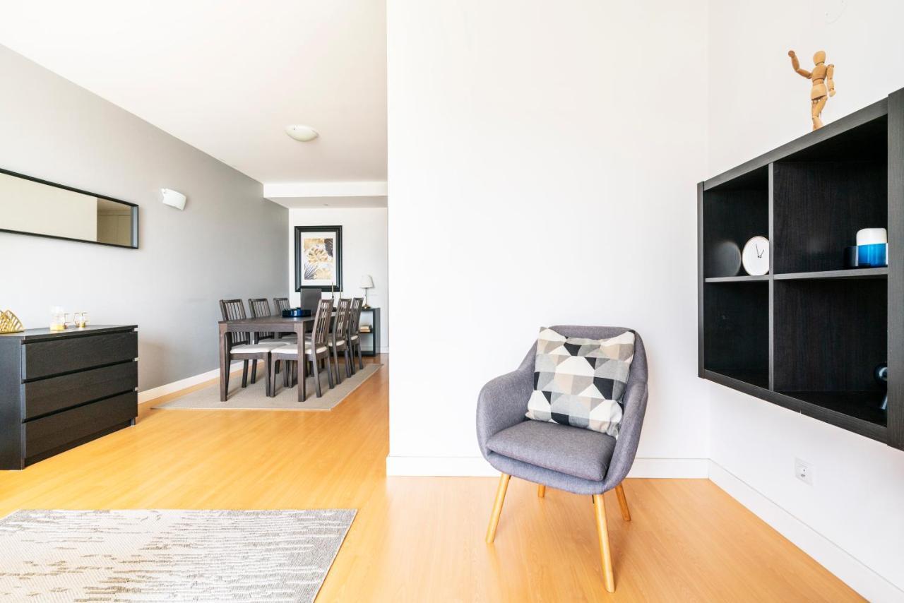 Bright & Spacious 2 Bed Flat 2 Bath W Garage In Lagos Marina Екстер'єр фото