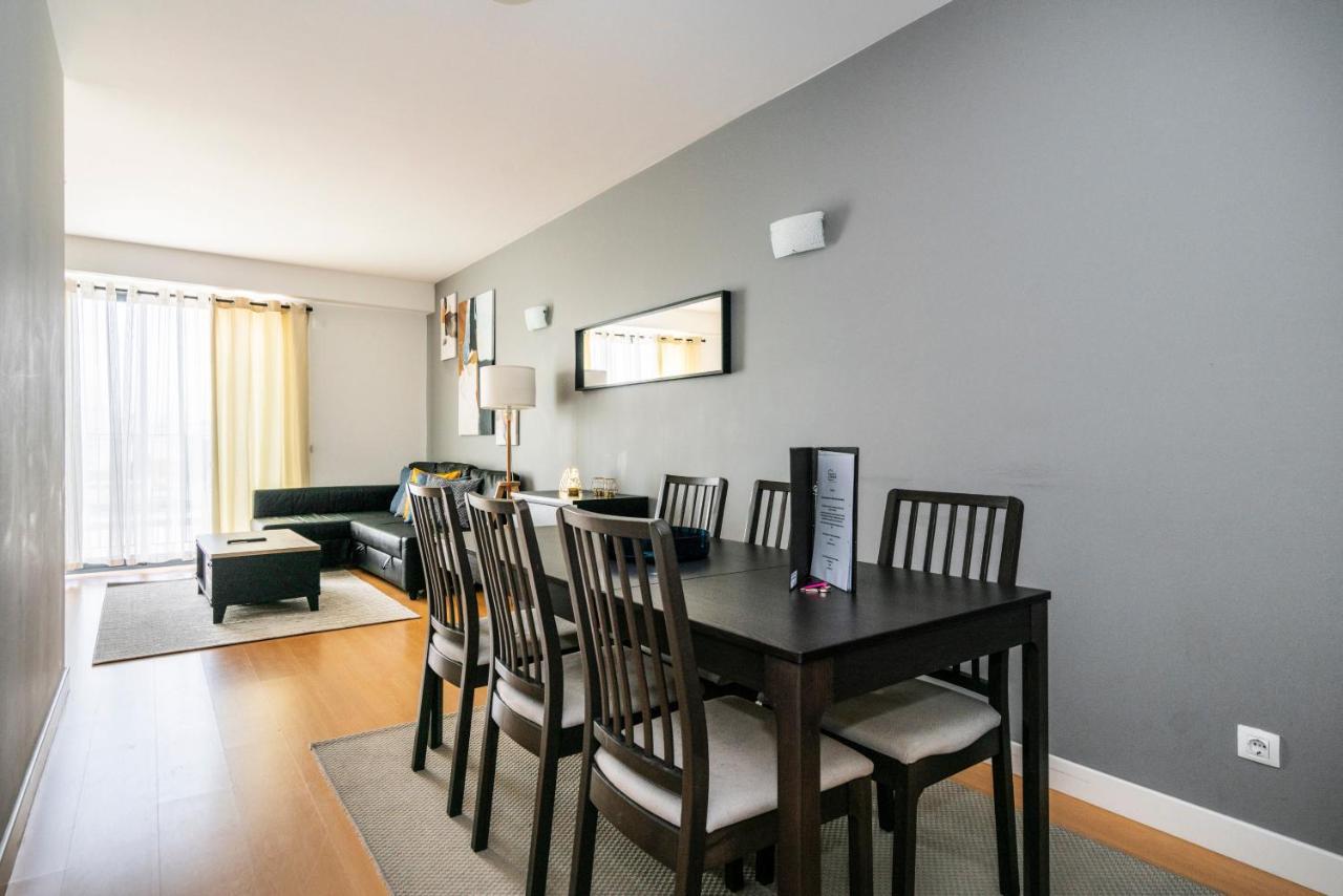 Bright & Spacious 2 Bed Flat 2 Bath W Garage In Lagos Marina Екстер'єр фото