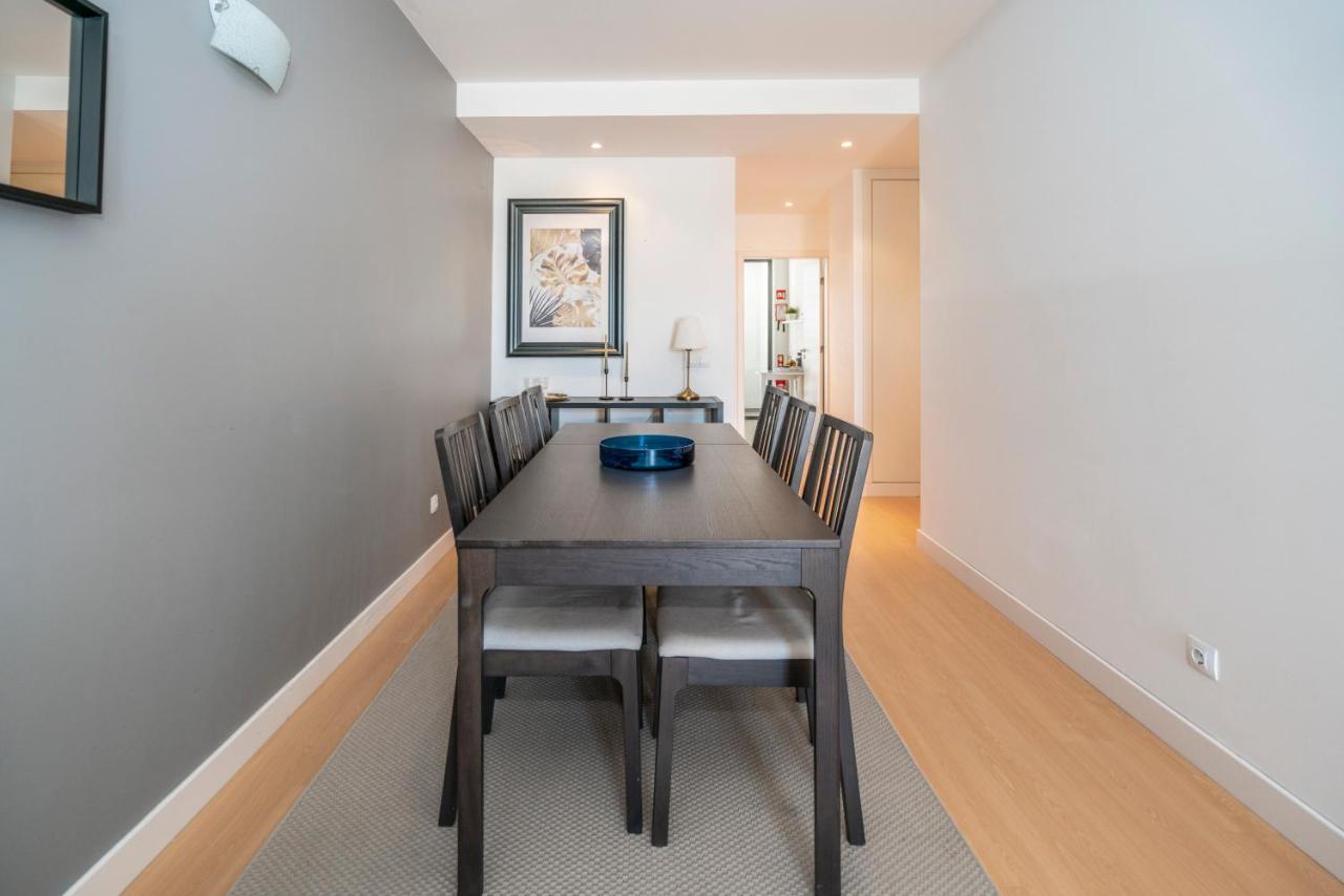 Bright & Spacious 2 Bed Flat 2 Bath W Garage In Lagos Marina Екстер'єр фото